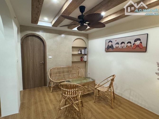 Hiếm Có- Phố Cổ - Tập Thể Hàng Vôi-Hoàn Kiếm -Dt:55m24/2PN*nhỉnh 4 tỷ