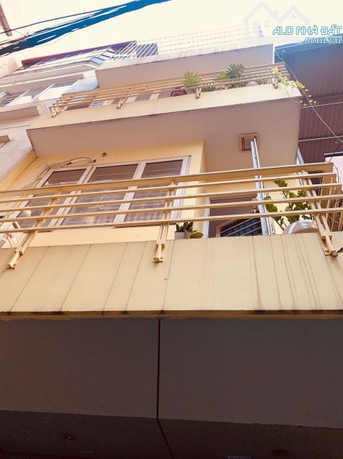 BÁN NHÀ PHỐ LÊ TRỌNG TẤN 52M2, 13,5TỶ, 4 TẦNG, M.TIỀN 3,8m, Ô TÔ ĐỖ CỬA, Ở SƯỚNG - GIÁ RẺ