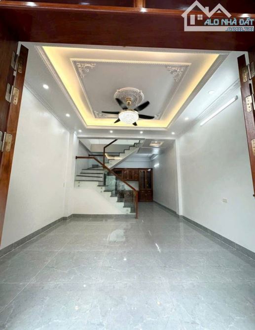 🏠Bán nhà Dân Xây, Duy Tân - Cầu Giấy, 50m - Mt 4.5m - Ô Tô Dừng Đỗ, Thông Tứ Tung 🚘