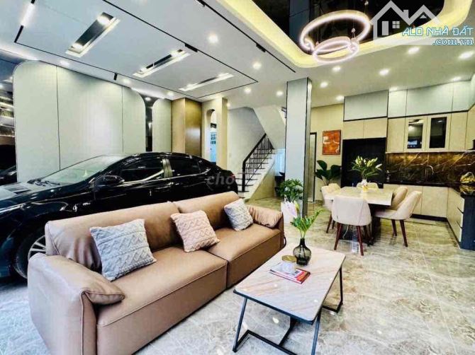 SIÊU PHẨM MẶT TIỀN KINH DOANH VIEW TRIỆU ĐÔ - FULL NỘI THẤT CAO CẤP - XE HƠI NGỦ NHÀ