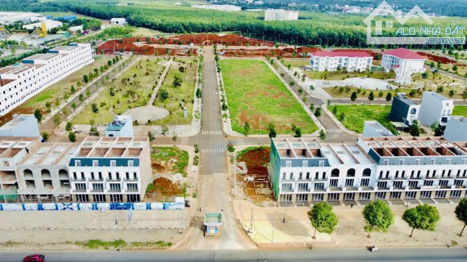 Một lô hướng Bắc, view công viên và nhà văn hóa tại Ân Phú ngang 6m
