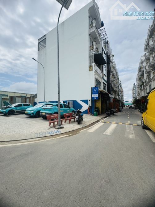 KHU PHÂN LÔ ĐỒNG BỘ CAO CẤP - HƯƠNG LỘ 2 CÓ TRẠM SẠC XE ĐIỆN