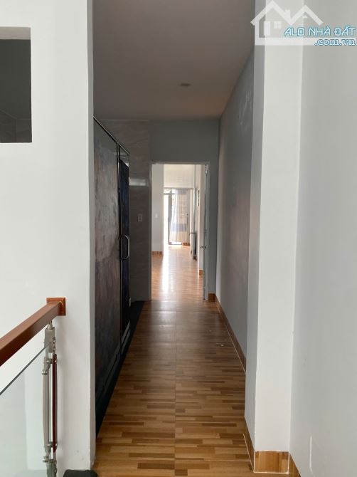 Bán nhà riêng tại Kiệt oto Hoàng Diệu, 15,5 tỷ, 214 m2, chính chủ, giá ưu đãi