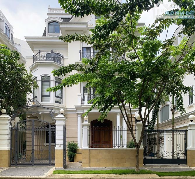 Bán gấp căn biệt thự khu đảo kim cương quận 2