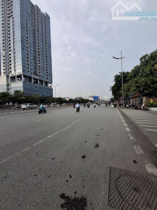 Mỹ Đình hơn 18 tỷ - tòa CC mini 24 phòng - đạt doanh thu hơn 1,2 tỷ/ năm - Gần sân Mỹ