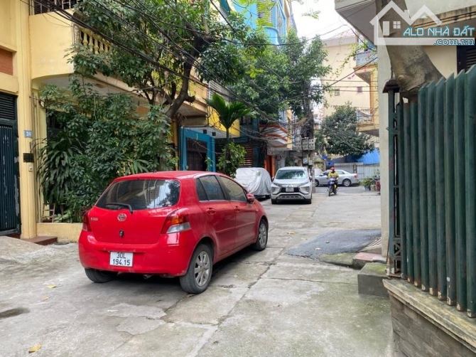 Phân Lô Hoàng Quốc Việt, ô tô tránh kinh doanh, 55m, 18 Tỷ