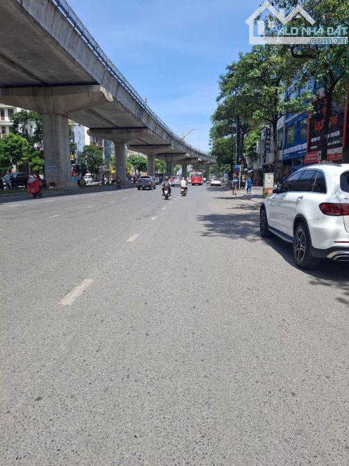 Cầu Giấy hơn 16 tỷ - tòa CC mini 19 phòng - đạt doanh thu hơn 1,2 tỷ/năm đi bô ĐH Quốc Gia