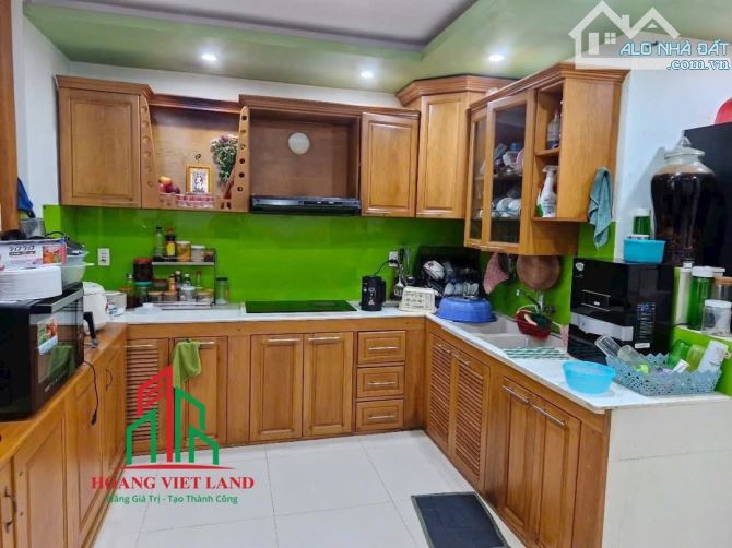 Nhà hẻm 171 Lý Thái Tổ, mê lửng, đường rộng 2 oto