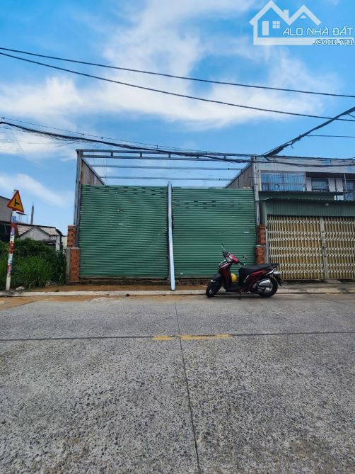 Xưởng (7 x 19) m2 Thạnh Lộc , Quận 12, gần cầu Thơ Du, 6.5 tỷ