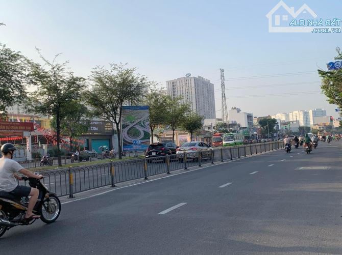 BÁN NHÀ KINH DƯƠNG VƯƠNG – 4 TẦNG – HẺM XE TẢI – NGANG KHỦNG 10M – THU NHẬP CAO
