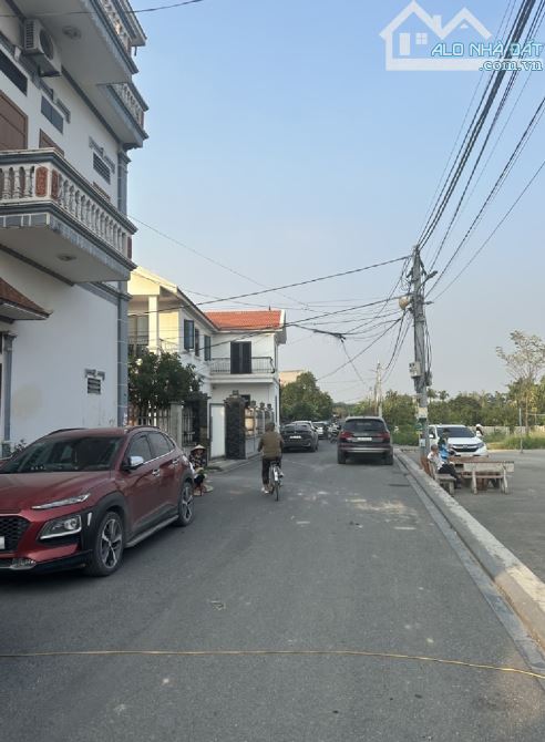 Đất Nguyên Khê siêu đẹp , đường 7m , tặng thêm 83m lưu không