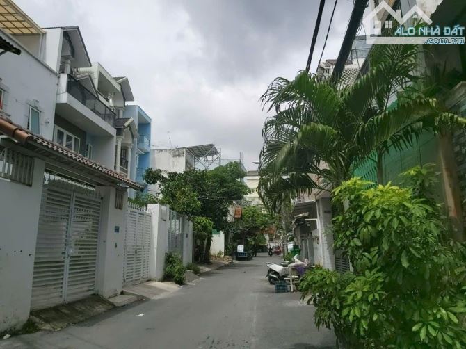 Bán nhà Gò Vấp , hẻm xe hơi Dương Quảng Hàm, 52M² x 4 tầng, 6pn, 6.95 tỷ TL