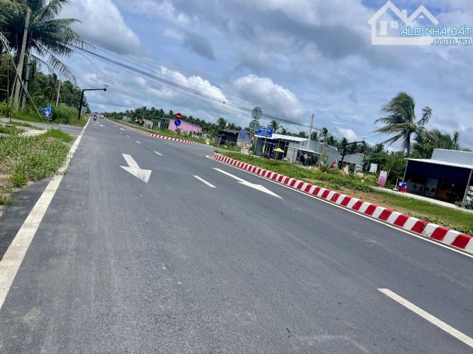 Cần bán 971m đất mặt tiền đường bệnh viện mới( Nguyễn Đáng nói dài )