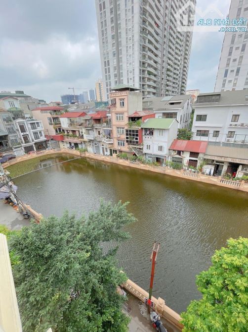 NGÕ 5 HOÀNG QUỐC VIỆT. VEW HỒ. 2 THOÁNG. Ô TÔ TRÁNH. KINH DOANH. 100M2-4T-MT5,2M-30,9 TỶ·