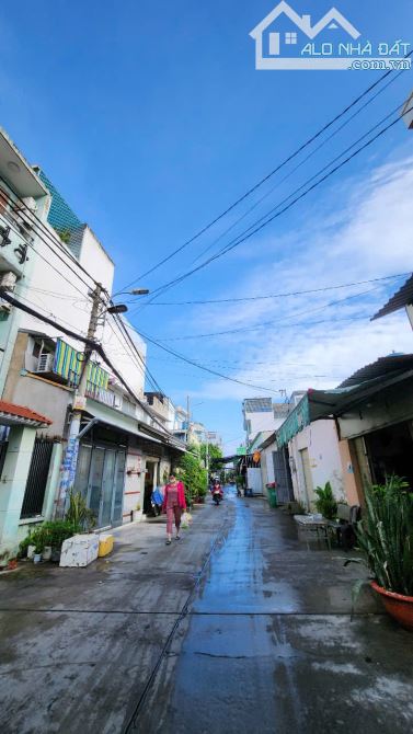 Bán căn hộ đường Bình Trị Đông,74m2 4 tầng 9 phòng khép kín, thu nhập hơn 25tr