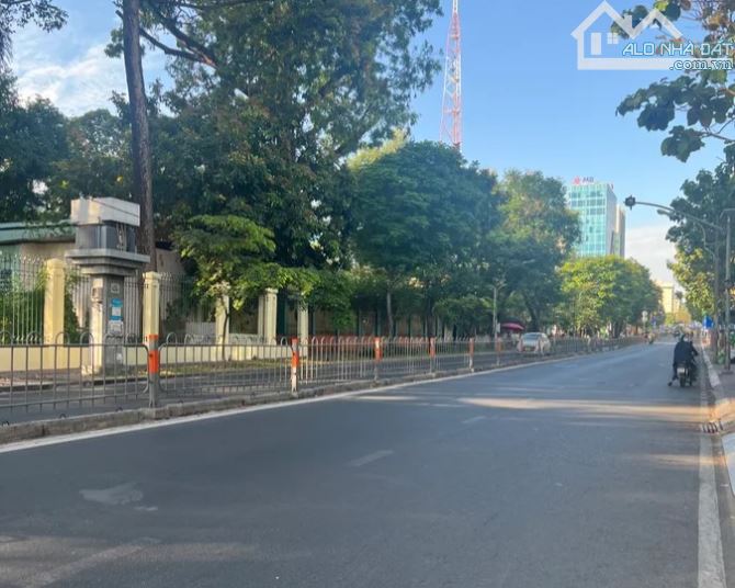 HẺM VIP NGUYỄN THỊ MINH KHAI, QUẬN 1 (ĐA KAO) – NGANG BỀ THẾ 7M, 105M², CHỈ 43 TỶ!