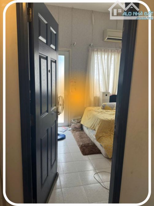 🏡 Bán nhà CMT8, P.15 Q.10, 2 mặt hẻm, 8.x tỷ!