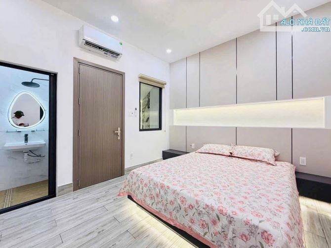 4.5❌14m, BÁN NHÀ 5 TẦNG, HẺM Ô TÔ, 1 Sẹc QUANG TRUNG, P8 GÒ VẤP, LQ 9 TỶ - 10