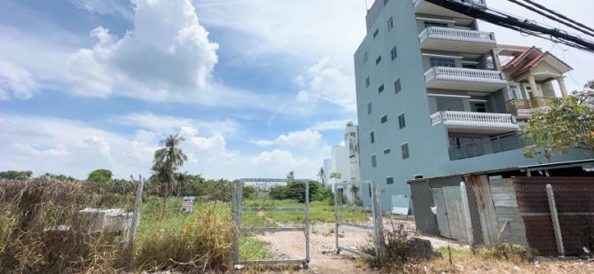 Gấp Bán Đất, dt 1720m2, giá 58 tỷ, gần Lã Xuân Oai, Quận 9(cũ). - 1