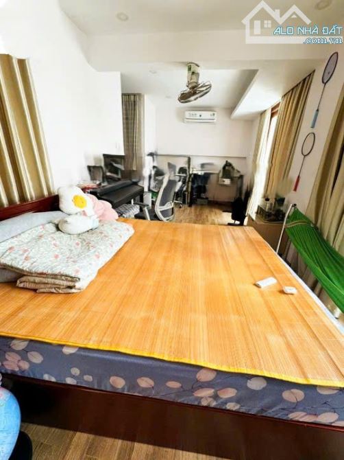 Bán Nhà Đẹp 3T 1 Lửng 1 Tum 178m2 Rộng gần 8m Đường 11 Trường Thọ Thủ Đức 17 tỷ - 11