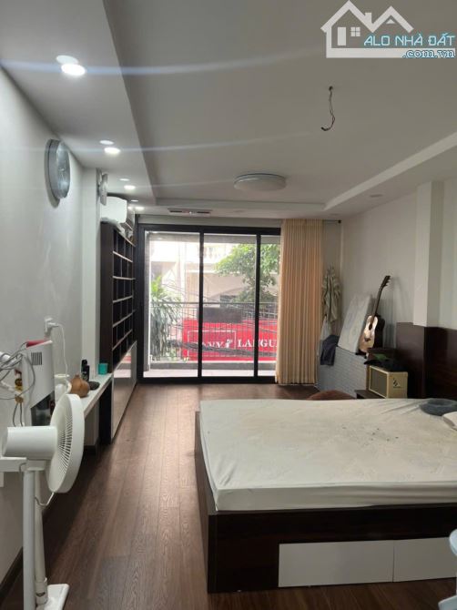 Nhà phân lô, 42m2, 4 phòng ngủ, phố Mạc Thái Tổ, Cầu Giấy.Giá 19.05 tỷ, còn thương lượng. - 11