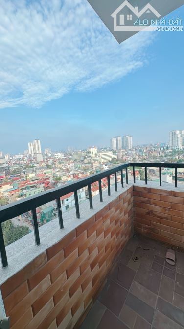 Bán CC E11 Chung Cư 96 Định Công 132m2, 3 ngủ rộng - 11