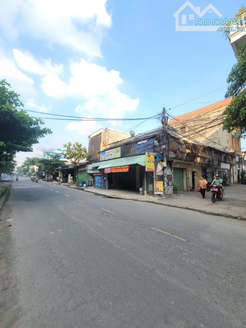 9Tỷ6__183m2__Bán Đất tặng dãy trọ Góc 2 mặt tiền KDC Quân Đoàn 4, gần cầu vượt Sóng Thần - 1