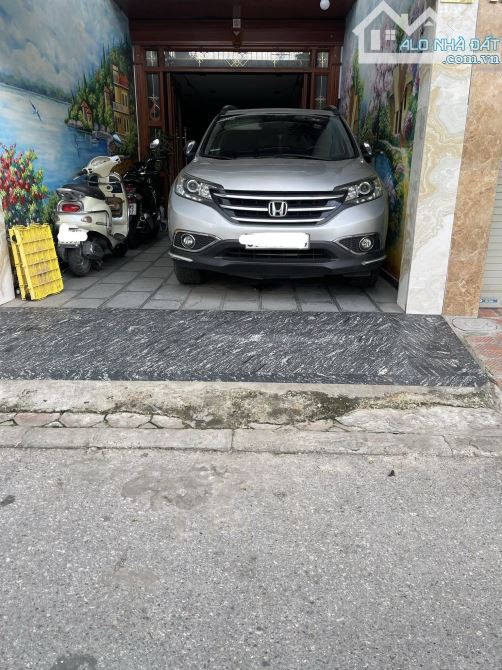 BÁN NHÀ MẶT HỒ TAI TRÂU 2 THOÁNG 19, 5 TỶ 64m 5 TẦNG MT 3,5m Ô TÔ ĐỖ KINH DOANH LONG BIÊN - 1