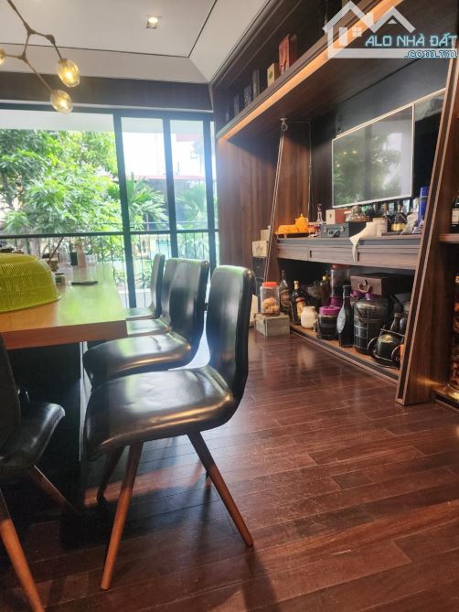 BÁN NHÀ HỒNG TIẾN 130M2,, 7 TẦNG THANG MÁY, MT RỘNG, GẦN MẶT PHỐ, NỘI THẤT ĐẸP, BỂ CÁ KOI - 1