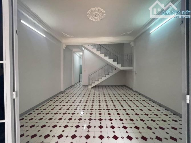BÁN NHÀ 1T1L MẶT TIỀN ĐƯỜNG TRẦN PHÚ 93M2 (5.2X17.8) GIÁ: 9.7TỶ - 1