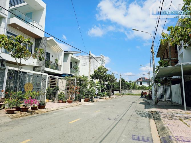 Bán nhà vị trí đẹp 1 trệt 1 lầu KDC Phúc Hiếu, Hiệp Hòa , Biên hòa 86m2 Gía 8 tỷ - 1