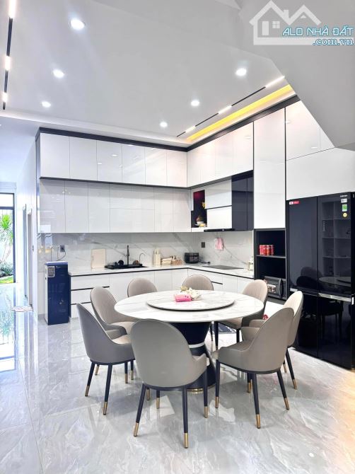Bán nhà Giang Biên, 45m2, 5 tầng, 7.39 tỷ, ngõ nông, ô tô tránh, full đồ. - 1