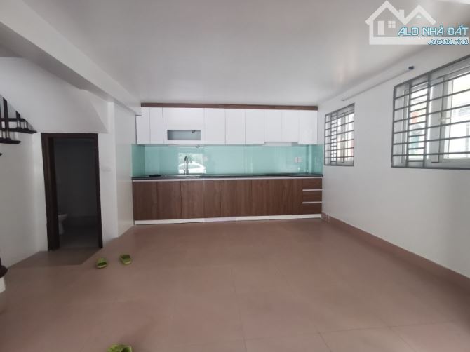 BÁN NHÀ LÔ GÓC, 2 MẶT NGÕ OTO TRÁNH ĐƯỜNG CẦU DIỄN 60M, 5T, MT 5, CHỈ NHỈNH 13 TỶ. - 1