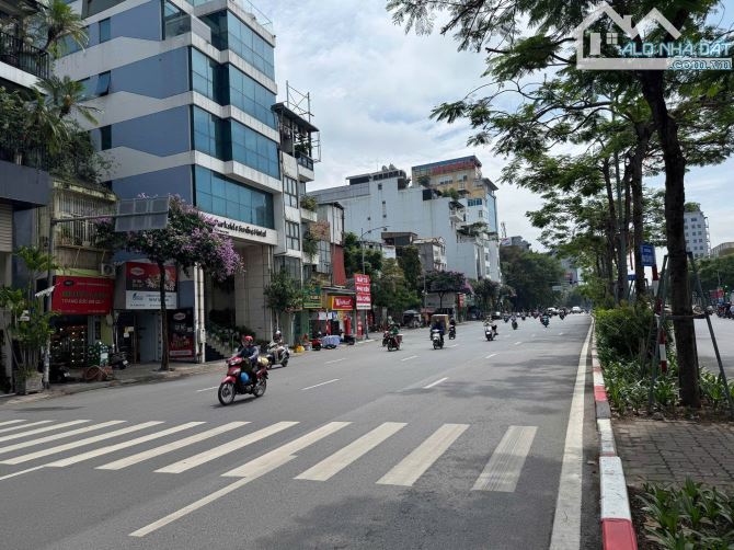 Bán mảnh đất VÀNG mặt phố Đại Cồ Việt, 329m2, mặt tiền 8.8m, 168 tỷ - 1