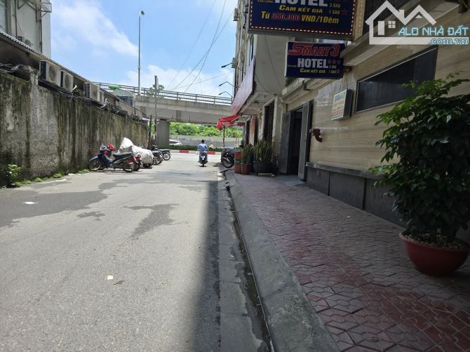 Nhà mặt ngõ ô tô, 63m2, 4 phòng ngủ, Nguyễn Chánh, Cầu Giấy. 25,6 tỷ. Còn thương lượng - 1