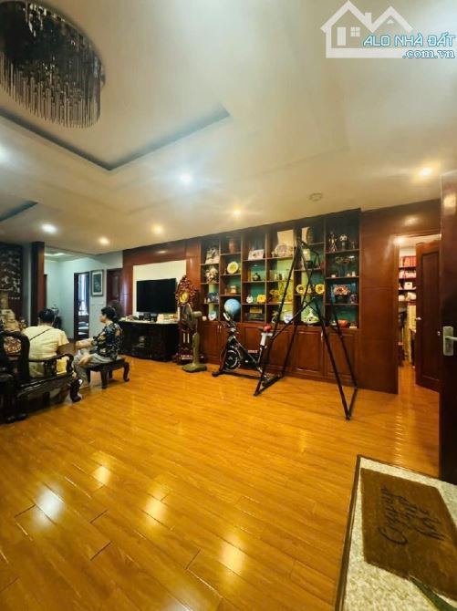 Bán chung cư 326 Lê Trọng Tấn, Thanh Xuân-DT 155m2, 3 ngủ rộng - 1