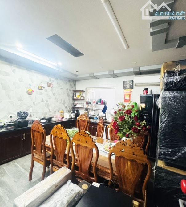 Nhà Mặt Tiền 4 tầng, đường Trần Hưng Đạo, Tân Phú, 107m2, khoảng 15.x tỷ TL - 1