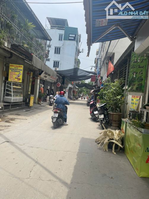 CCMN TRiều Khúc 60m 7t thang máy 15PKK,trước nhà rộng,ôtô 4 chỗ vào nhà,ngay trung tâm - 1