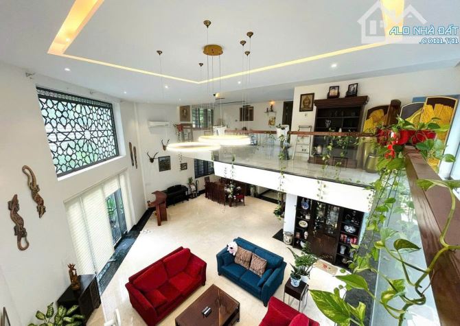 CHO THUÊ BIỆT THỰ SANG TRỌNG - 18A18 THẢO ĐIỀN, QUẬN 2 - CÓ HỒ BƠI - 5PN 3WC - FULL NỘTHẤT - 1