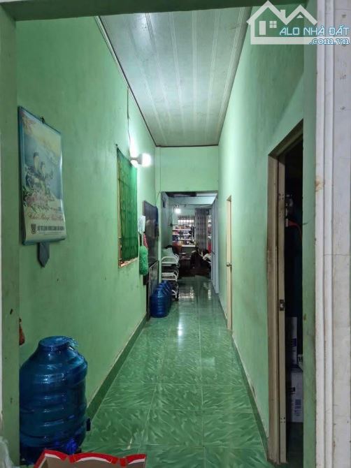 Nhà cấp 4 đang cho thuê 4tr/ tháng ngay trường Tiểu Học Tân Phú Trung. 590 triệu Giao sổ - 1