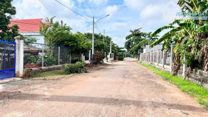 Mặt Tiền NGAY ĐƯỜNG TÔN ĐỨC THẮNG  - TRUNG TÂM TT ĐẤT ĐỎ - BRVT 🌈🌈🌈Dt 10x15m - 153m2 - 1