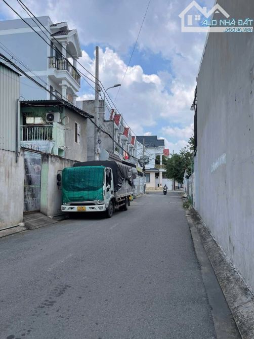 Bán dãy 25 phòng trọ thu nhập 70tr/tháng mặt tiền đường ngay Dương Đình Hội -Phước Long B. - 1
