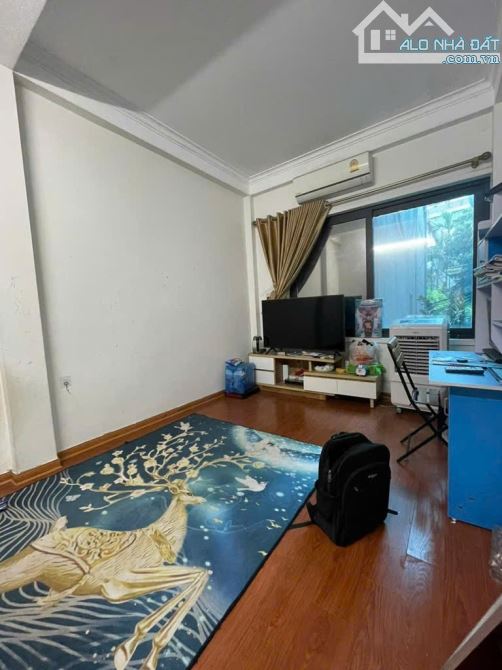 Bán nhà dân xây ngõ 343 Đội Cấn, ngõ ô tô đỗ ngày đêm, tiện ích hoàn hảo - 1