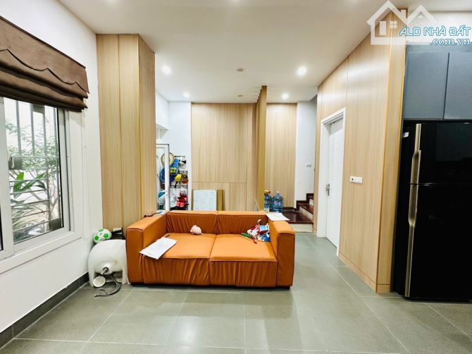 TRẦN THÁI TÔNG - CĂN GÓC 2 MẶT THOÁNG – MẶT TIỀN SIÊU RỘNG – 44M - 5 TẦNG - HƠN 9 TỶ - 1