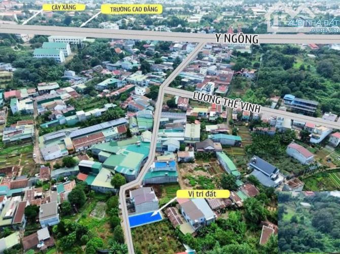 Đất 3 Mặt Tiền Trung Tâm Phố (6x17m) Giá Sốc Chỉ 2Tyxxx - Ra Ngã Sáu Chỉ 1Km !!!