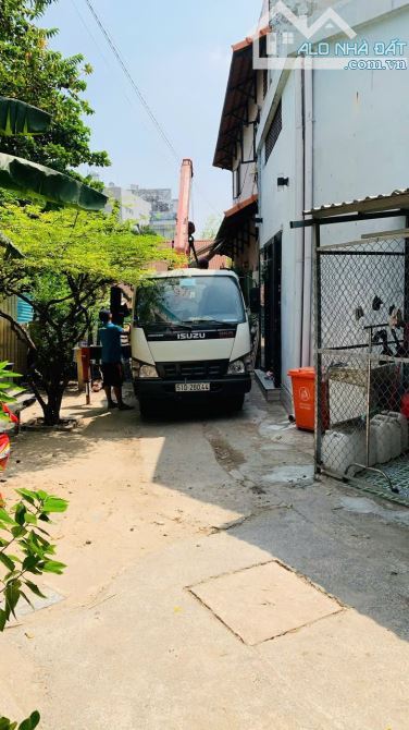 Bán nhà Đường Phạm Văn Đồng, Phường 3, Gò Vấp, giá nhỉnh ỷ (thương lượng chính chủ).  🌹Dt - 1