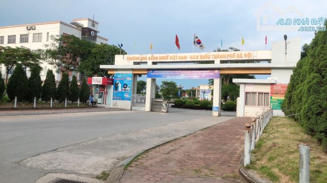 Bán đất TT Đông Anh, ô tô tránh, ngay bênh viện Bắc Thăng Long, hàng xóm toàn bác sĩ, 6 tỷ - 1