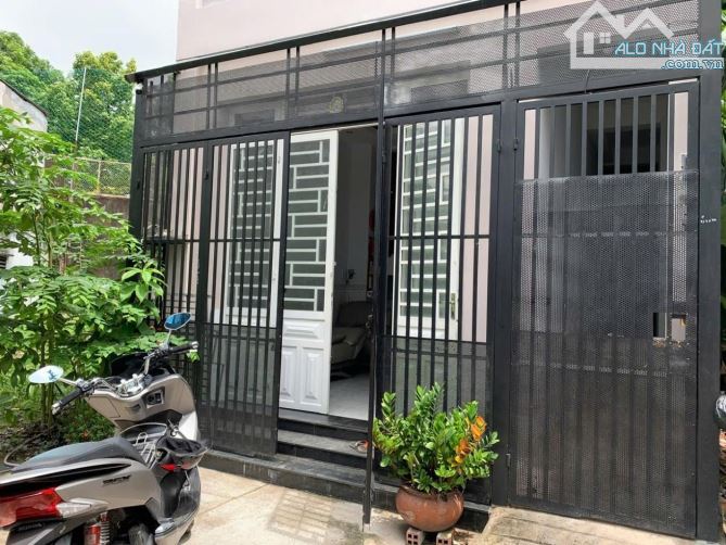 BÁN NHÀ 4 Tầng 8pn 10wc - DT ( 4.7 x 17 ) HẺM 5m - 10,5 tỷ - PHẠM VĂN ĐỒNG - GÒ VẤP. - 1