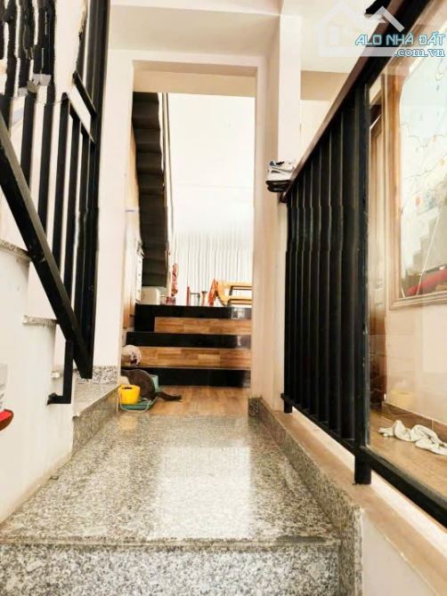 Bán Nhà Đẹp 3T 1 Lửng 1 Tum 178m2 Rộng gần 8m Đường 11 Trường Thọ Thủ Đức 17 tỷ - 12