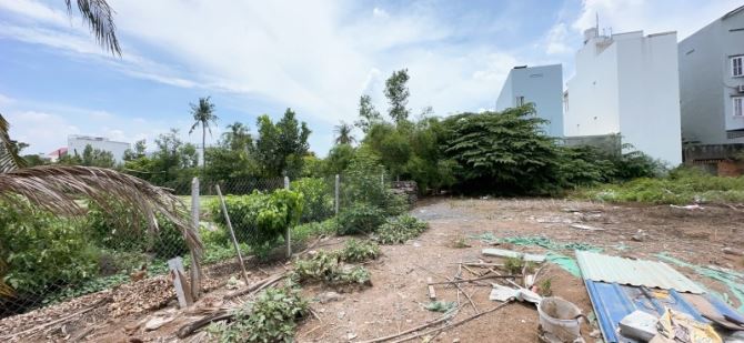 Gấp Bán Đất, dt 1720m2, giá 58 tỷ, gần Lã Xuân Oai, Quận 9(cũ). - 2